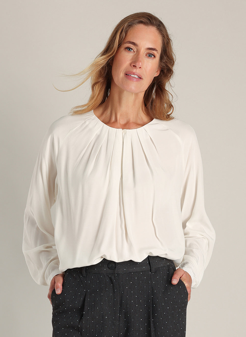 Dionne | Winter White