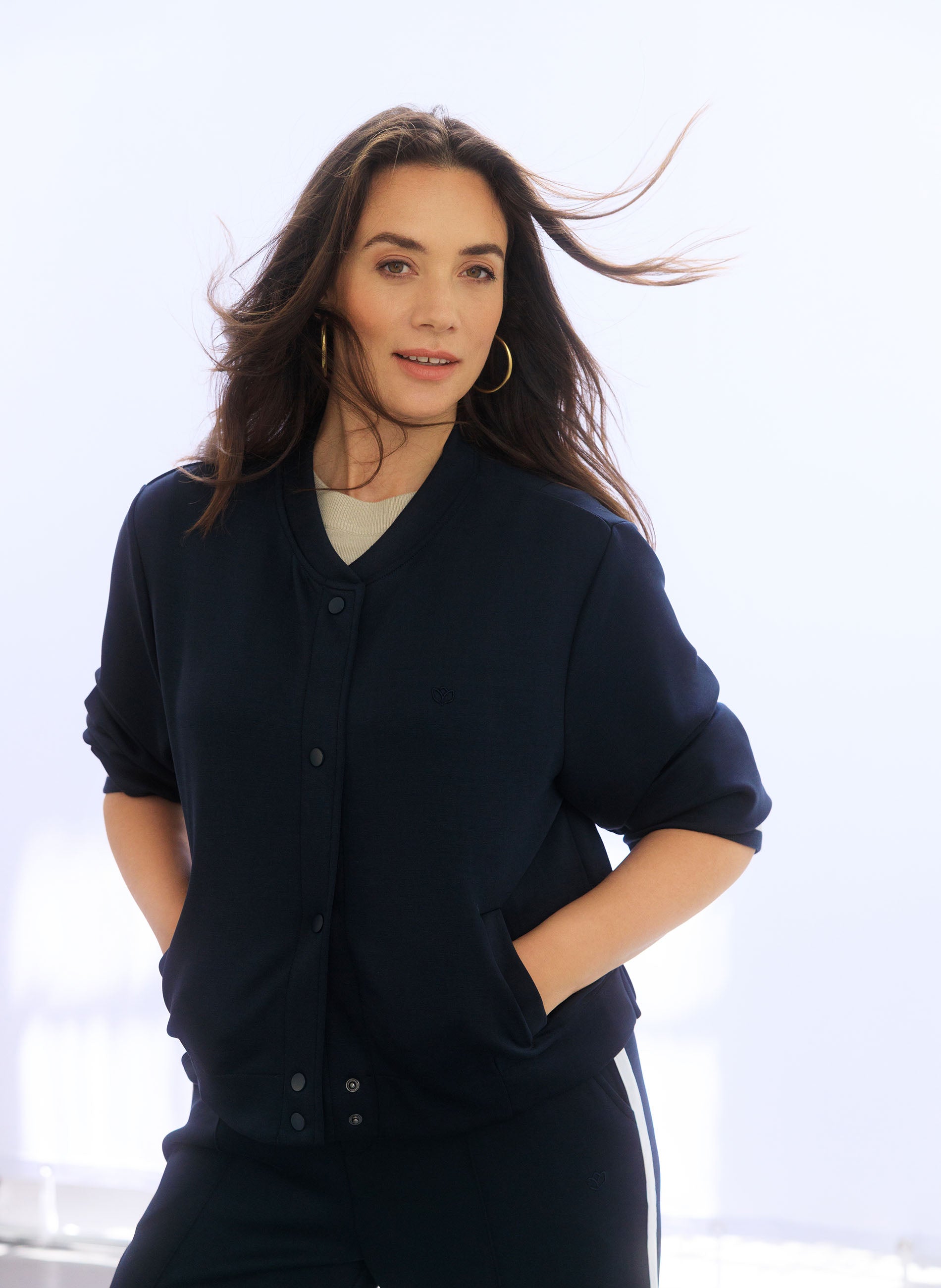 Ieva | Navy/Off White