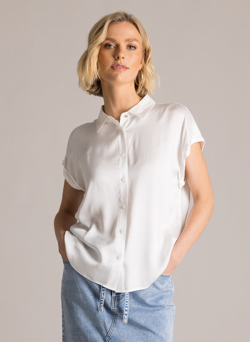 Sandra Essential | Off White