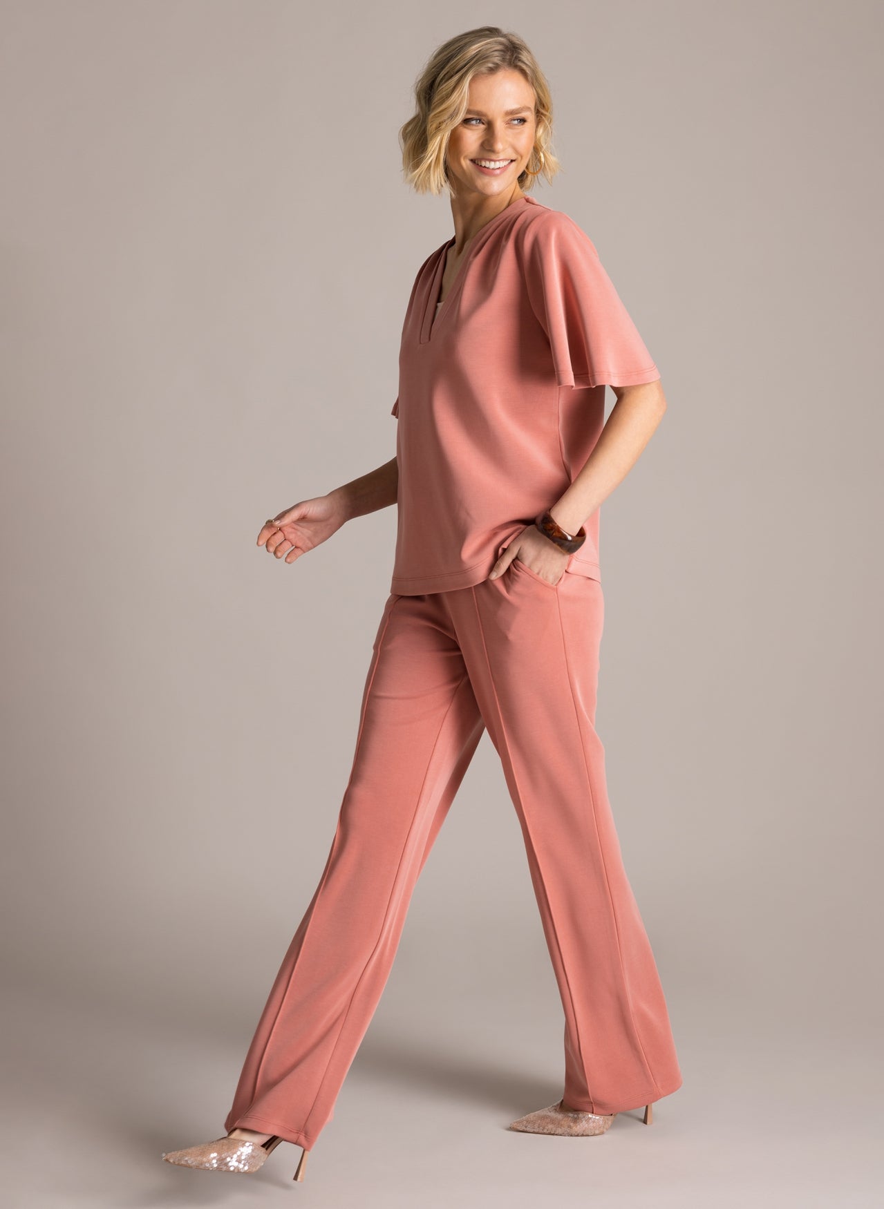 Karleen | Dark Terra