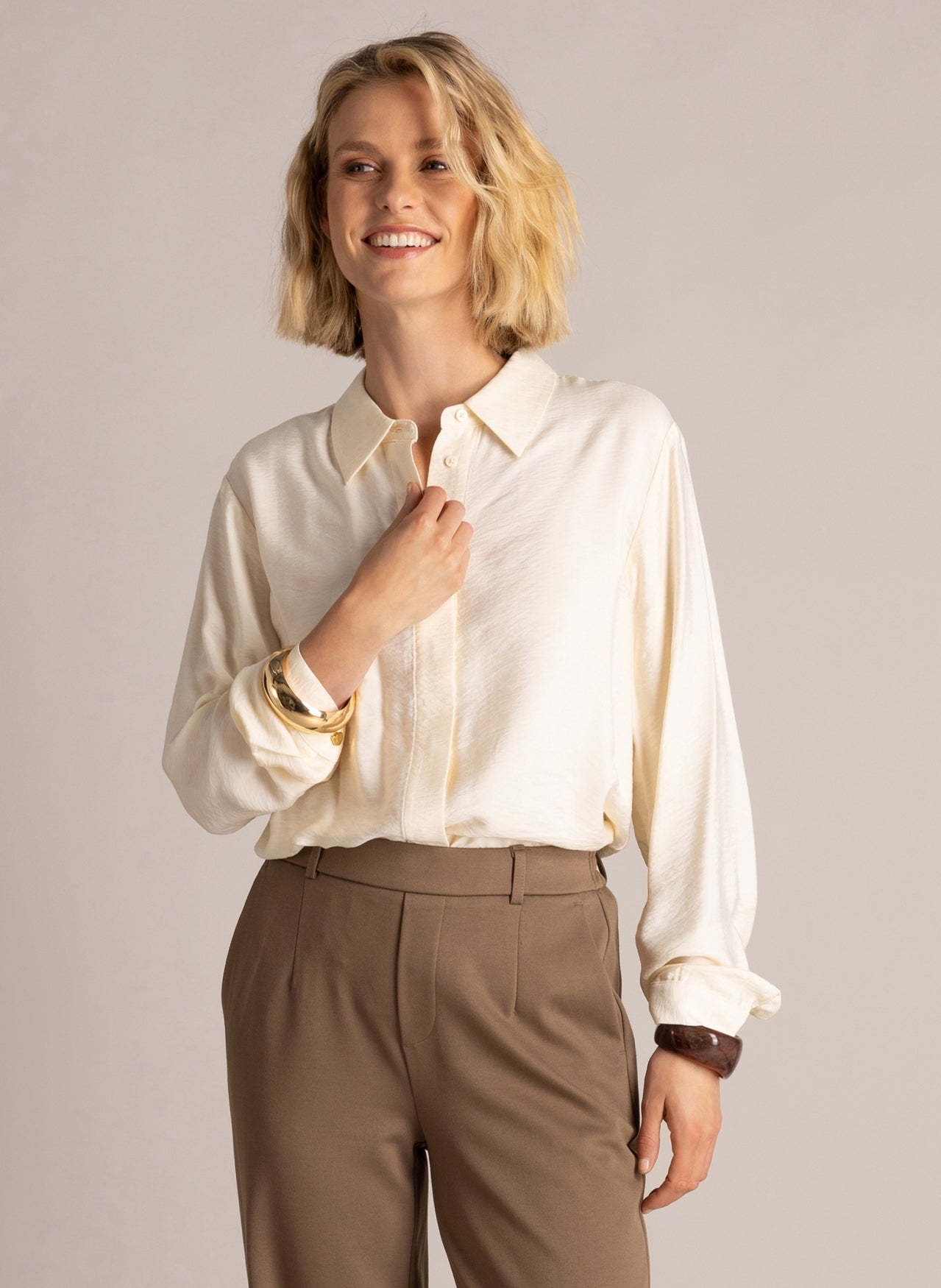 Ivette Essential | Beige Cream