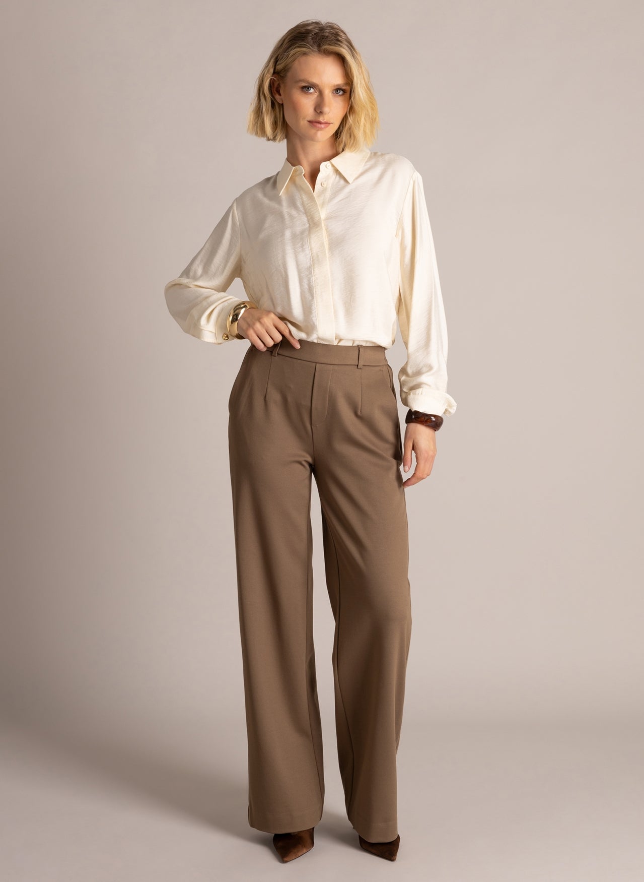 Ivette Essential | Beige Cream