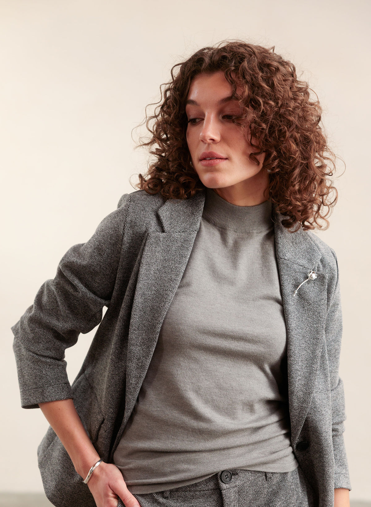 YYBerta | Dark Grey/Multi-Colo