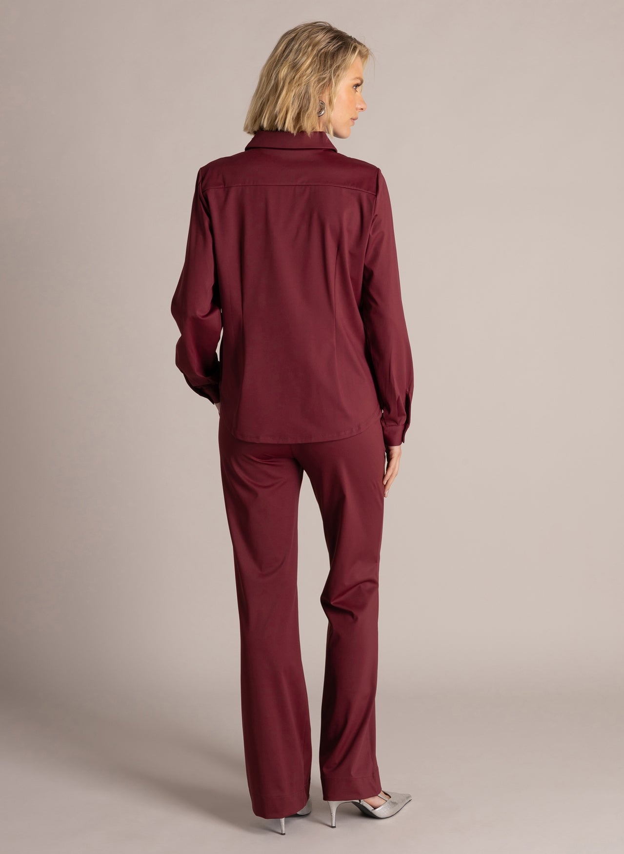 Ofira Essential | Wine Red