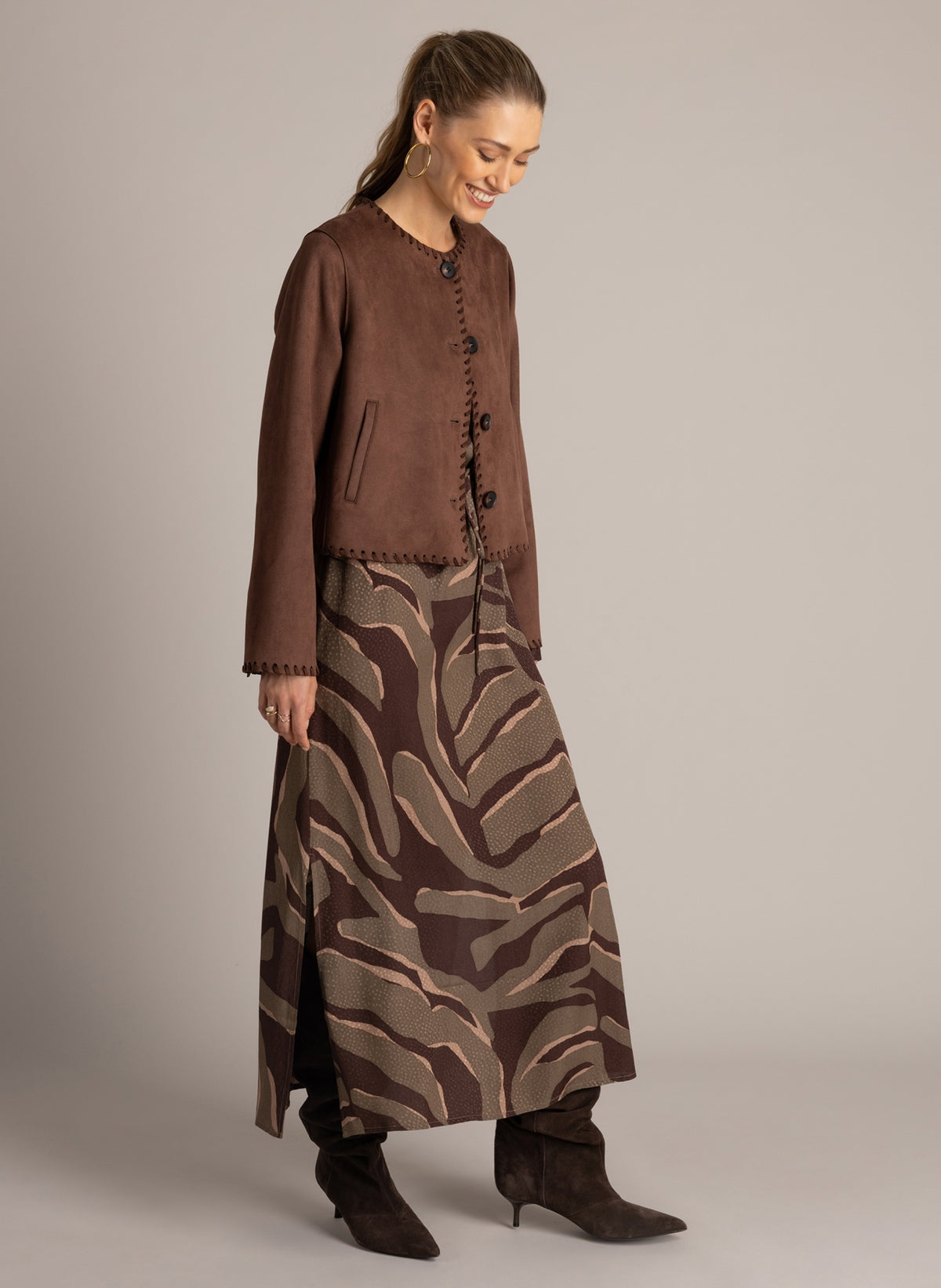 Undine | Red Brown