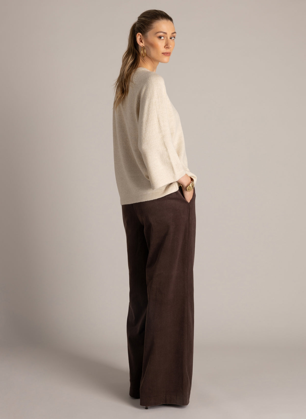 Uscha | Brown