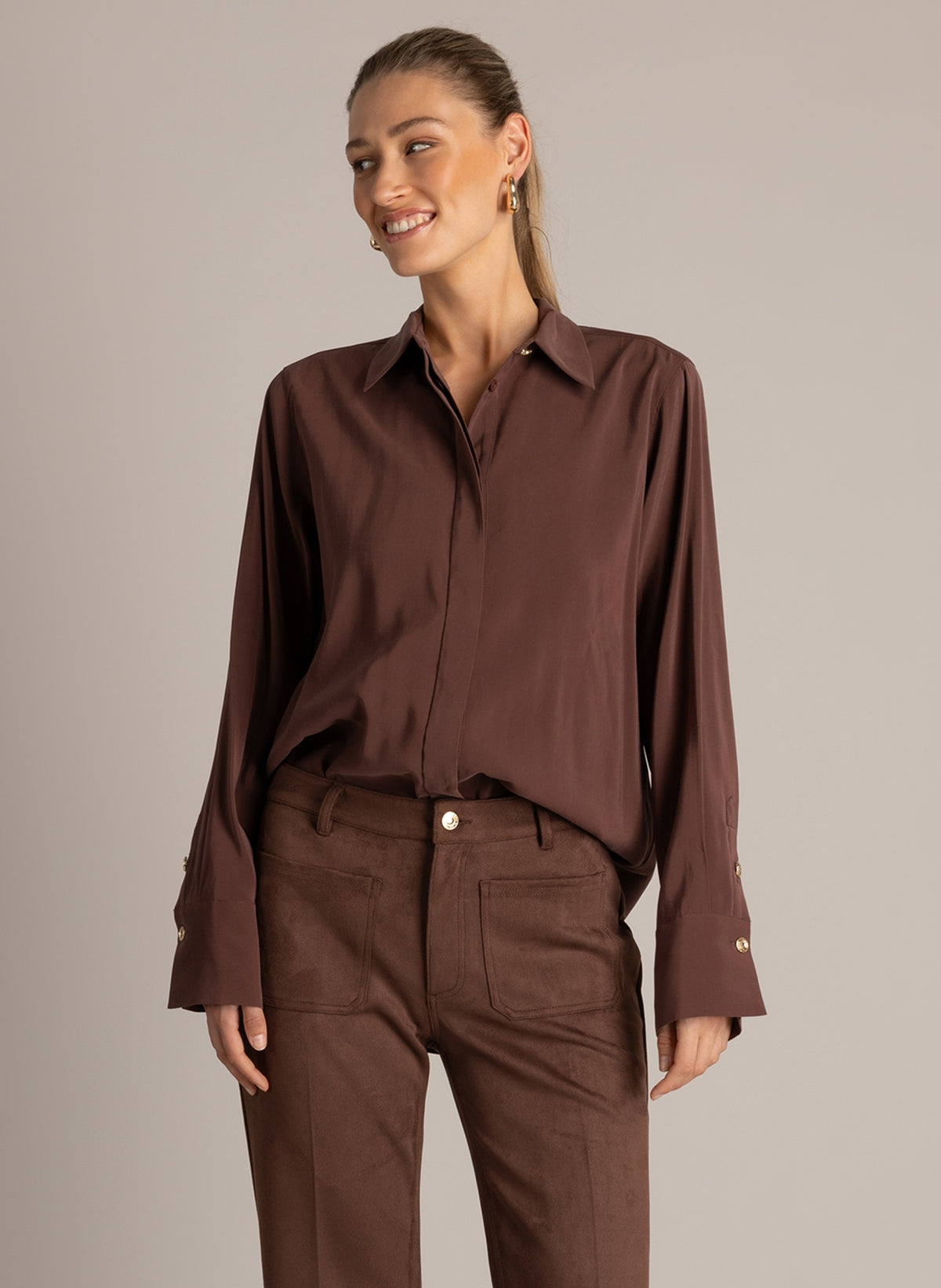 Clara Essential | Red Brown