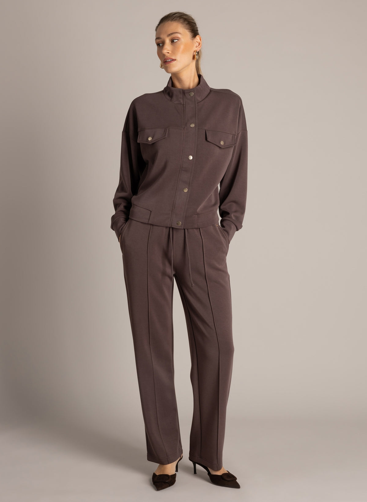 Oirla Essential | Brown