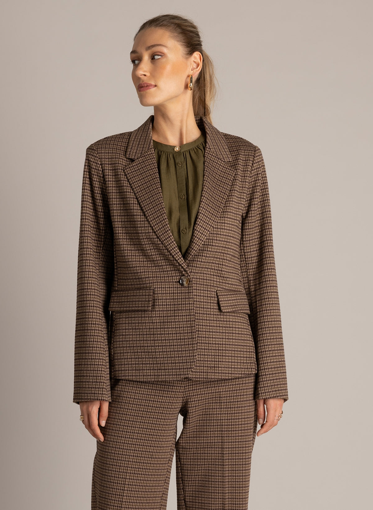 Berta Essential | Brown/Multi-Colour