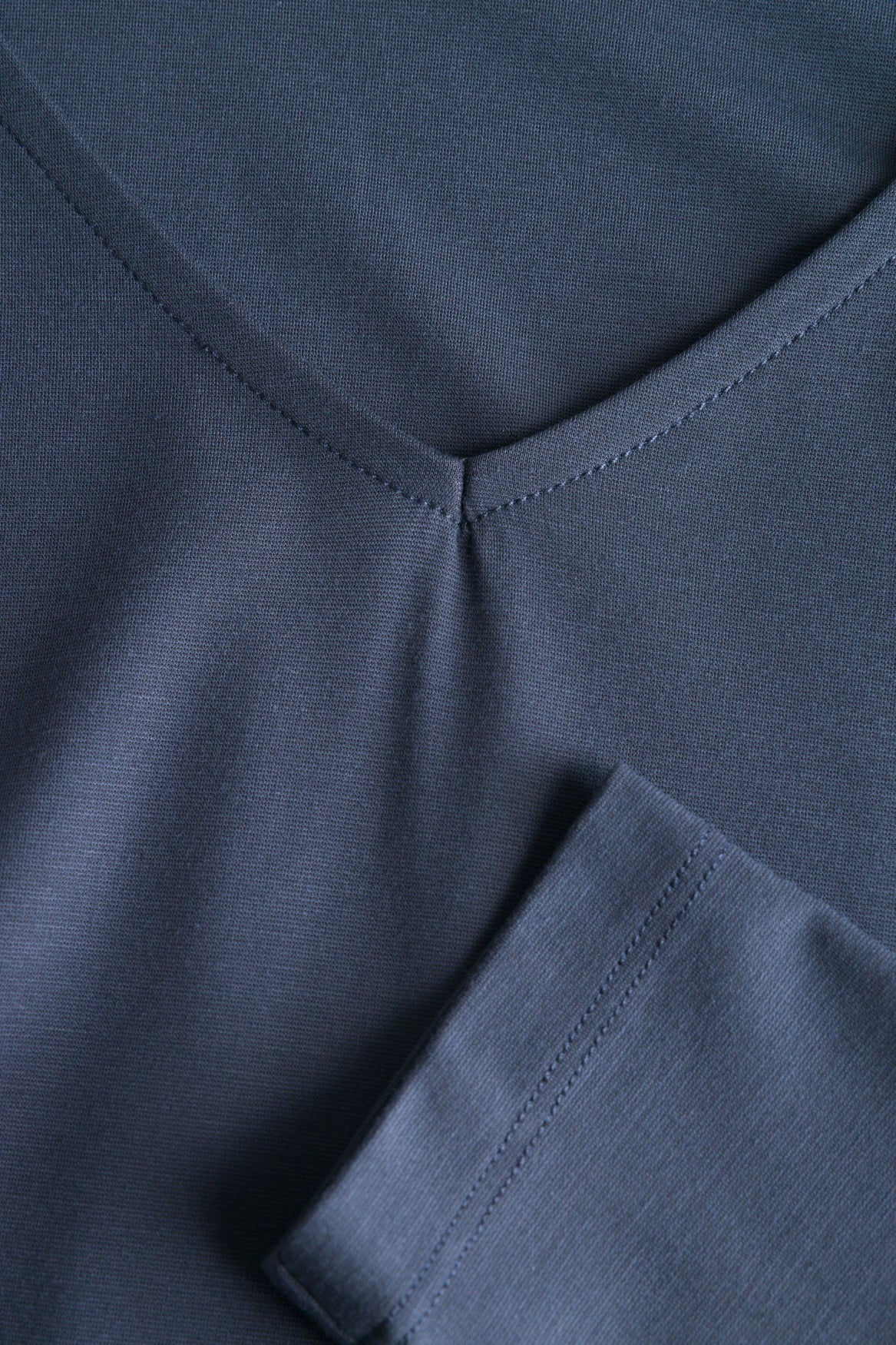 Uriana | Warm Grey