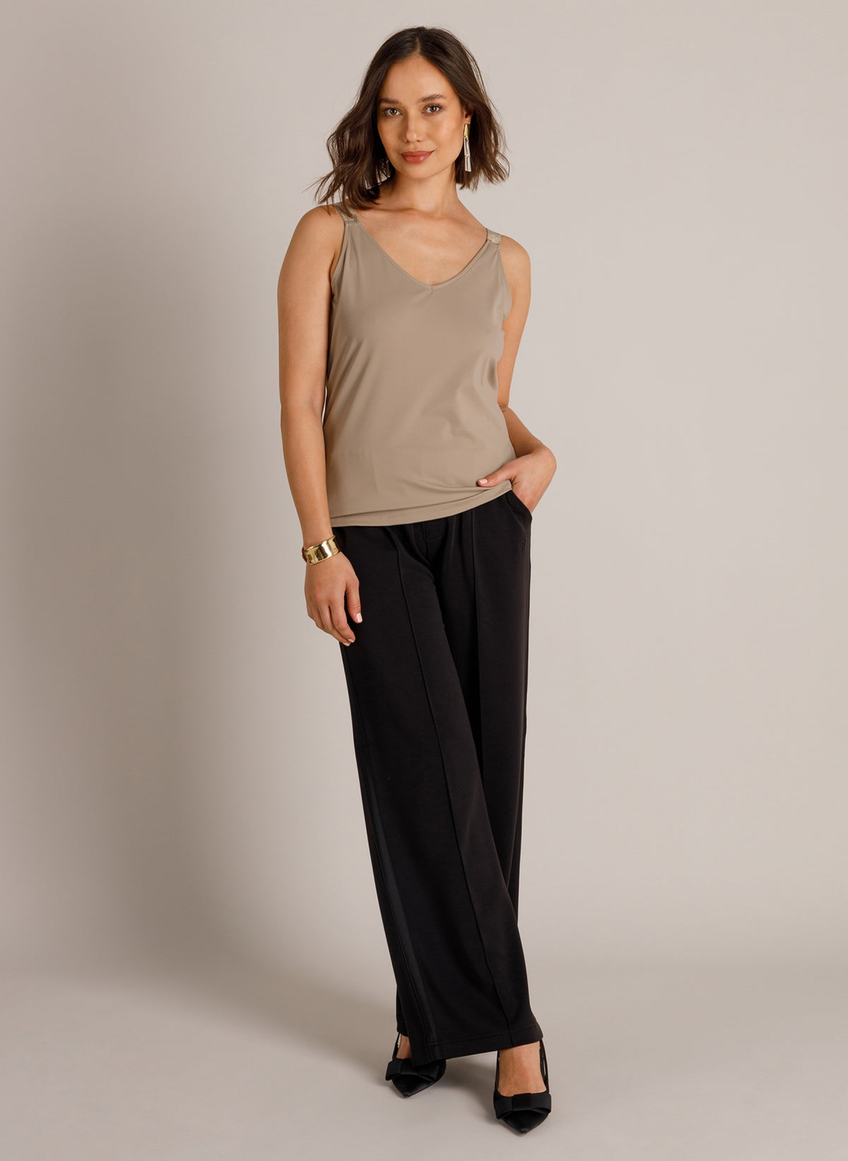 YYSalina Essential | Taupe Grey