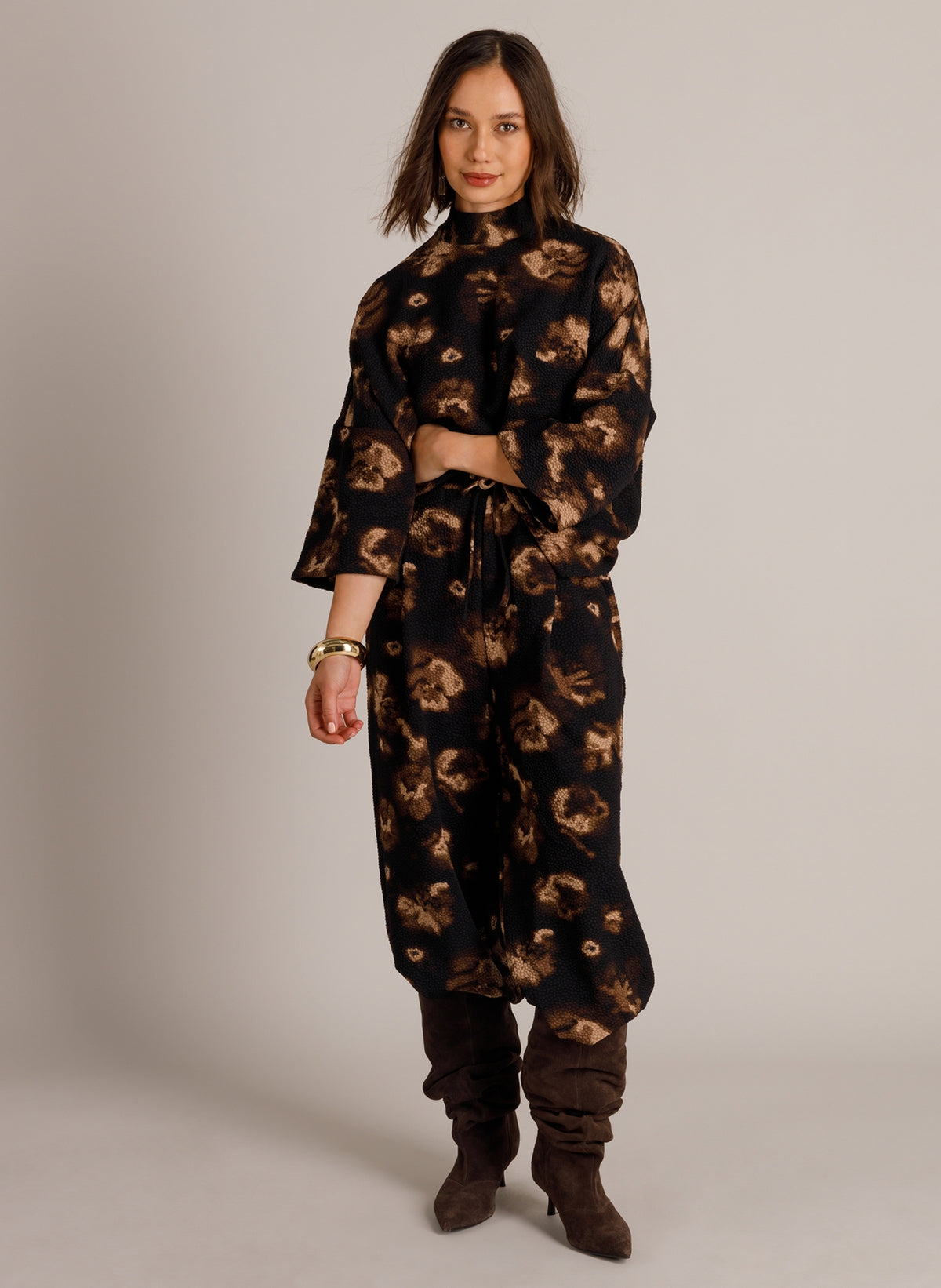 YYWiltrude | Black Multi Colour
