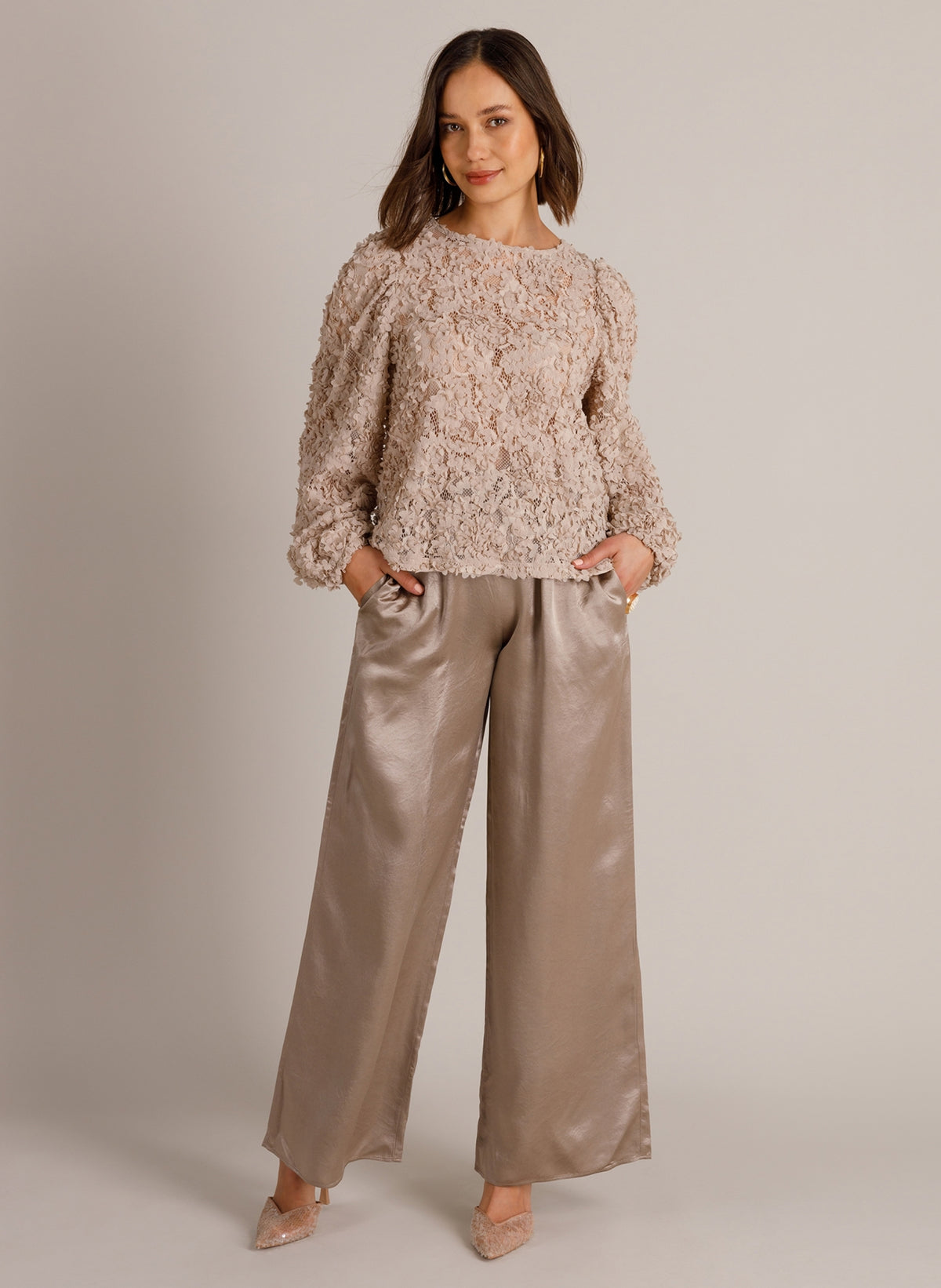 YYWilla | Light Taupe