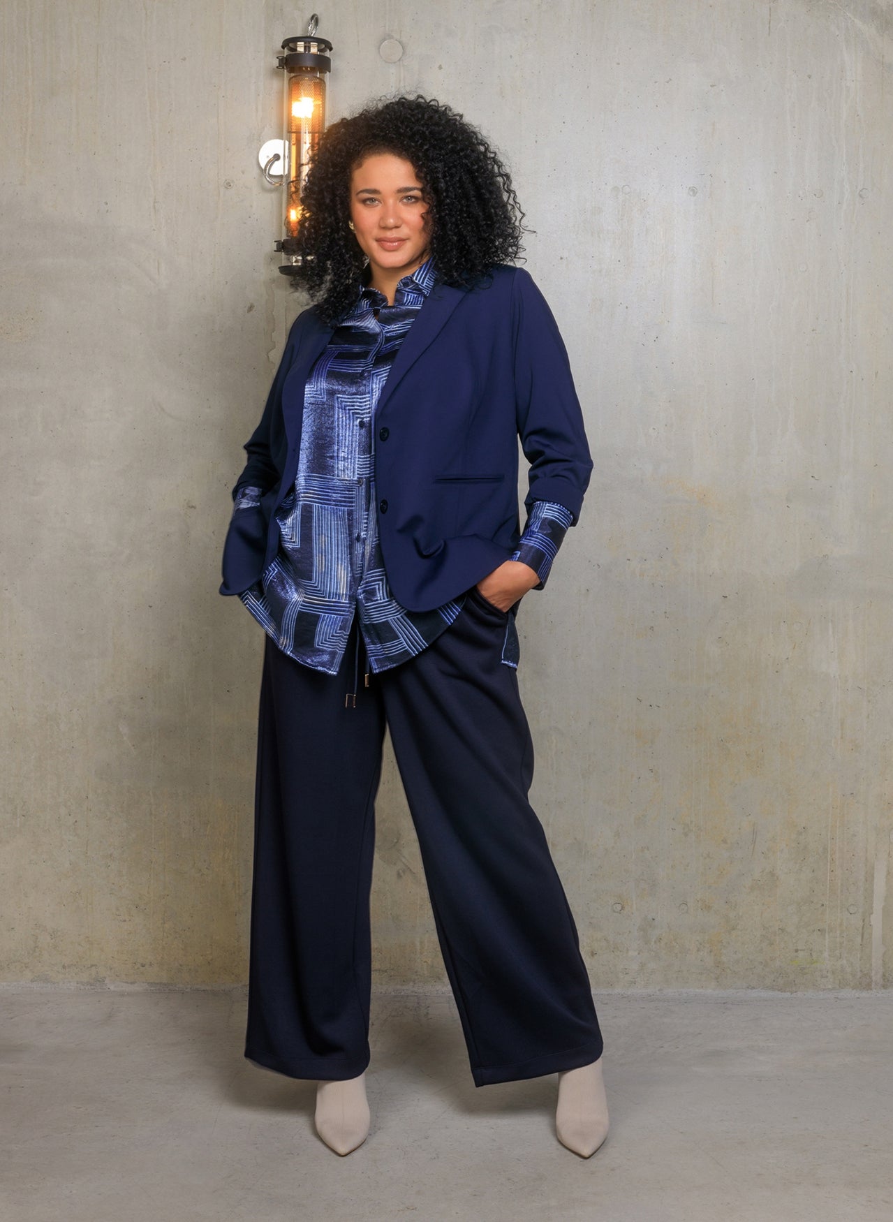 Vita Essential | Dark Navy