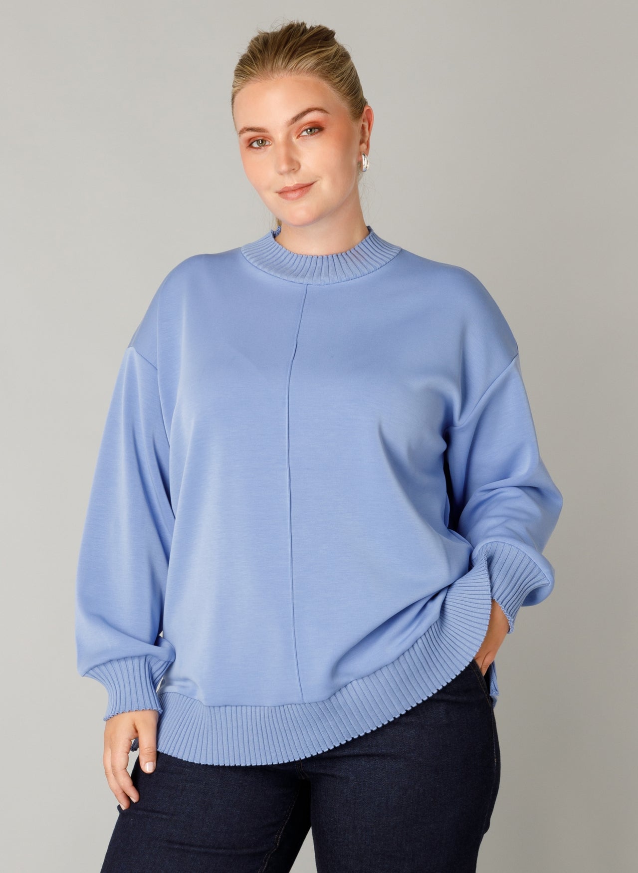 Romeysa Essential | French Blue
