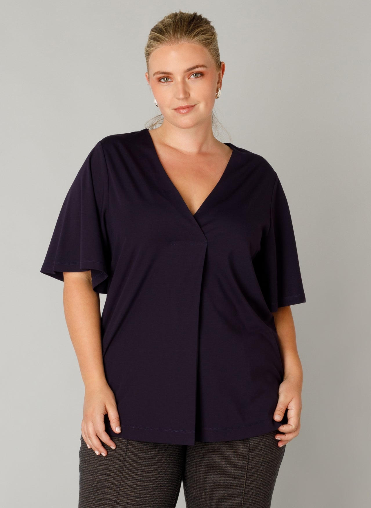 Fawn | Dark Navy