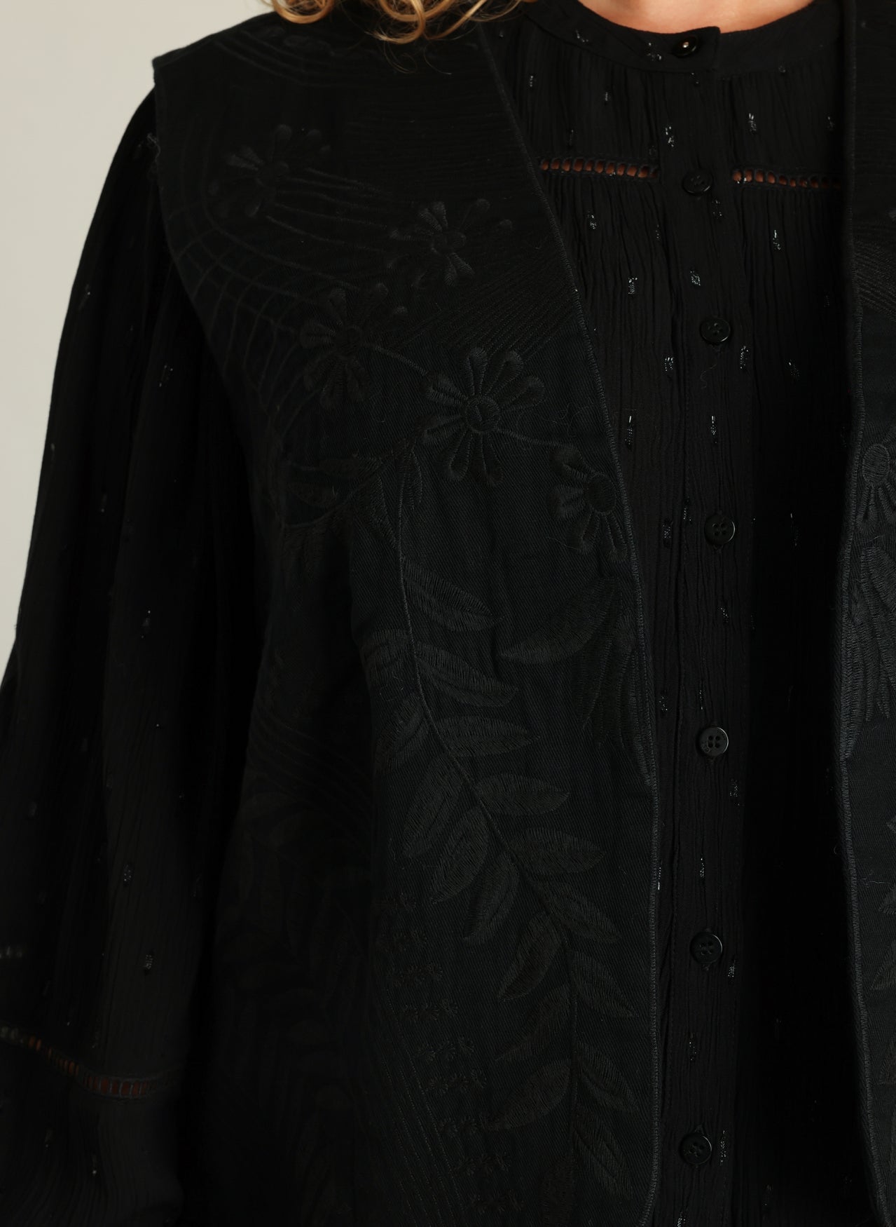 Gwendolyn | Black