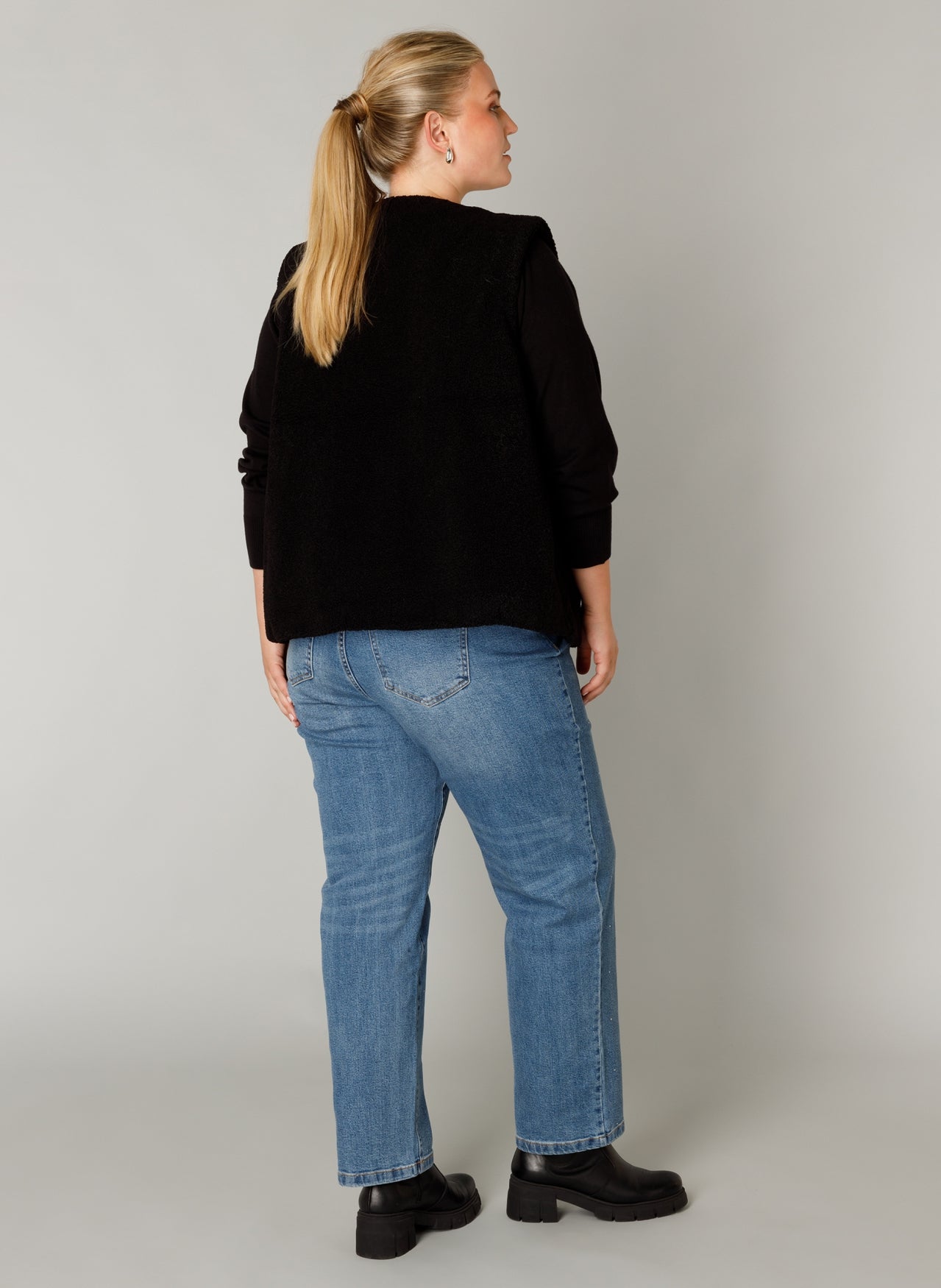Frigg | Black