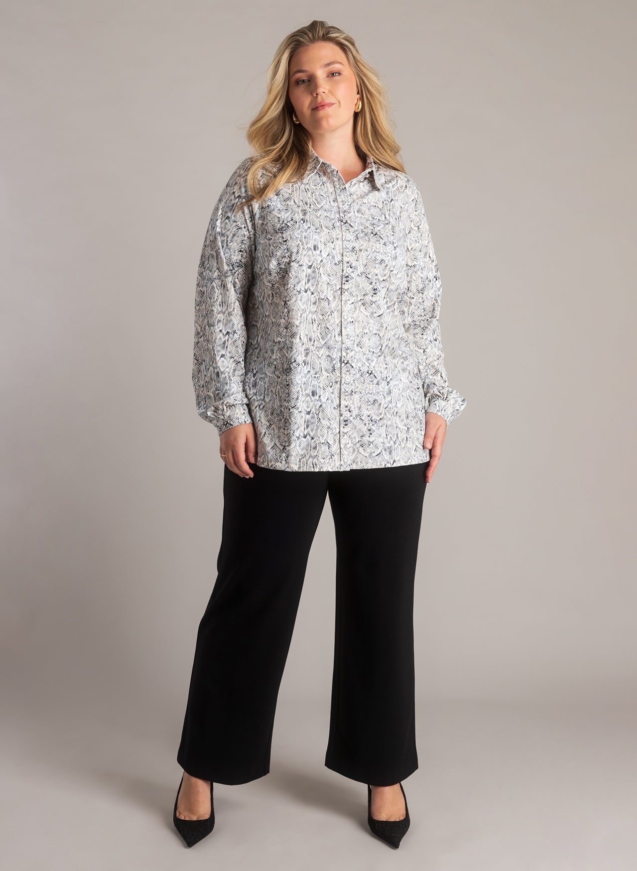 Vedita Essential | Black Multi Colour