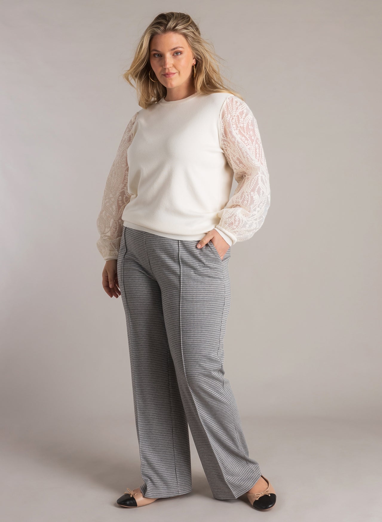 Jorunn | Antique White