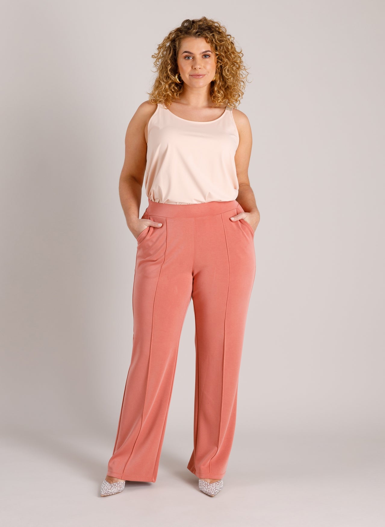 Ludmila | Dark Terra