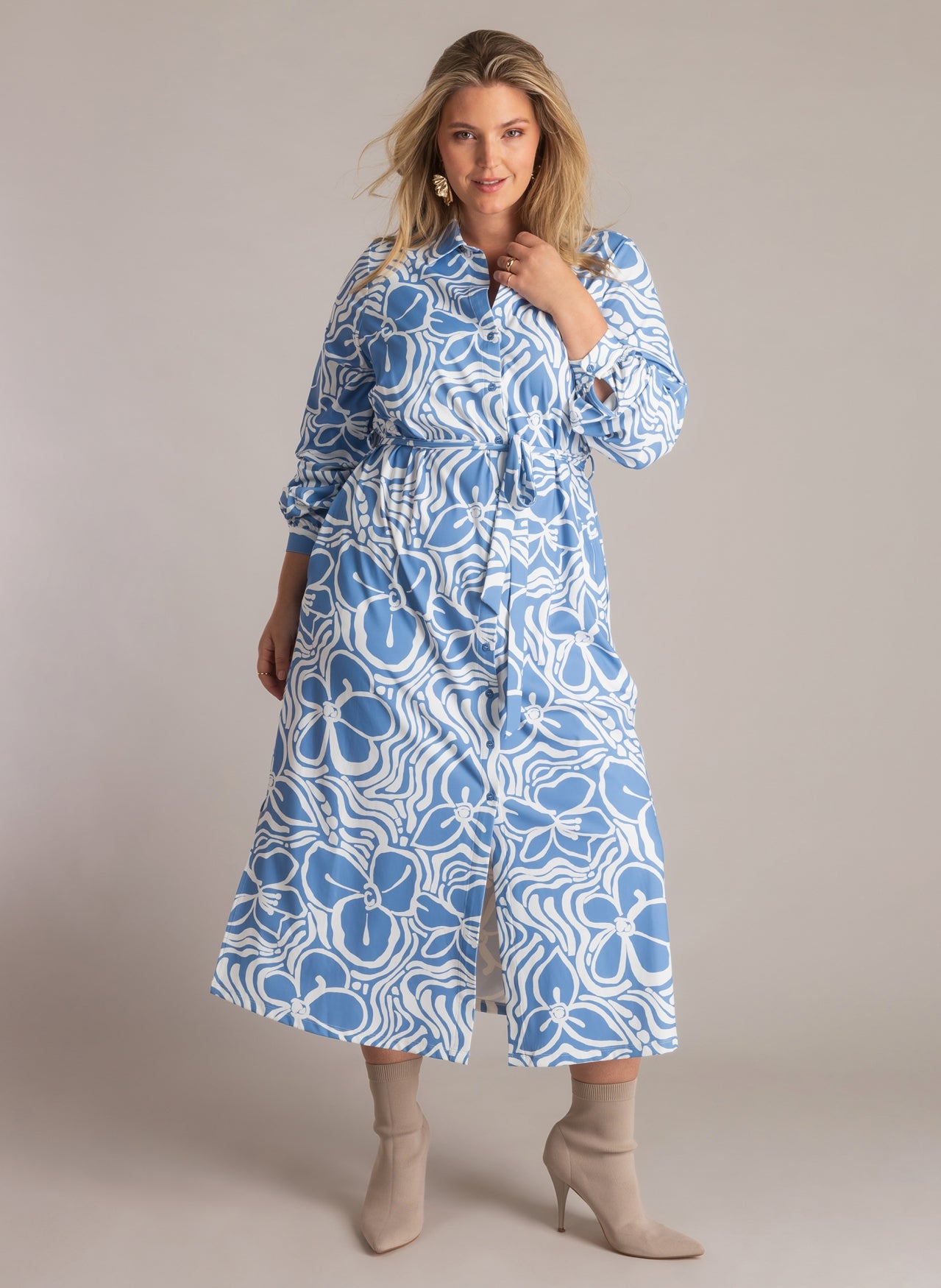 Nicole Essential | Uniform Blue/Off Whi