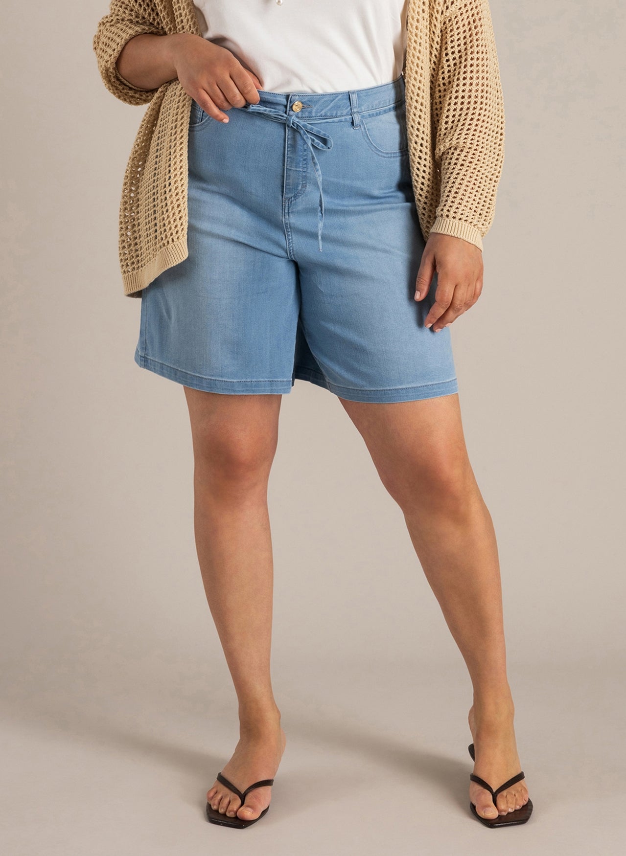 Noa | Light Denim Bleached
