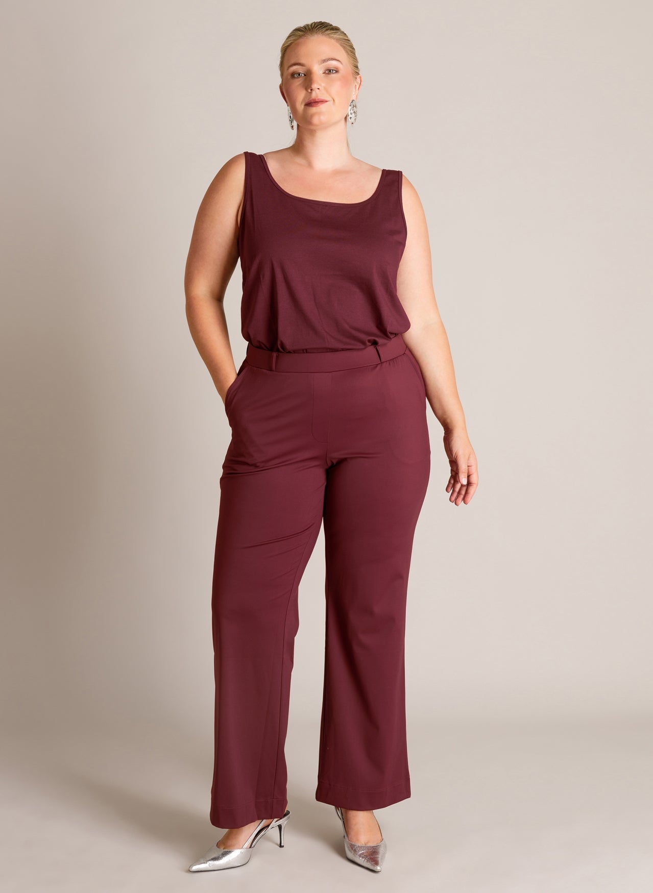 Gaelle Essential | Wine Red