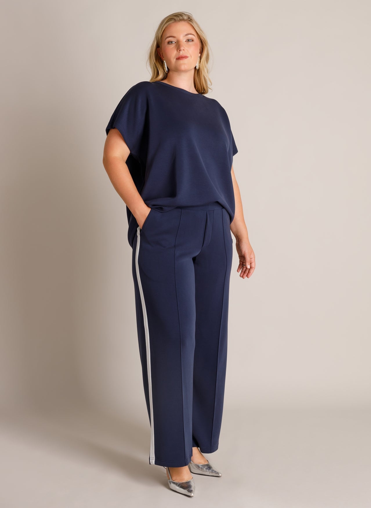 Tisha | Dark Blue