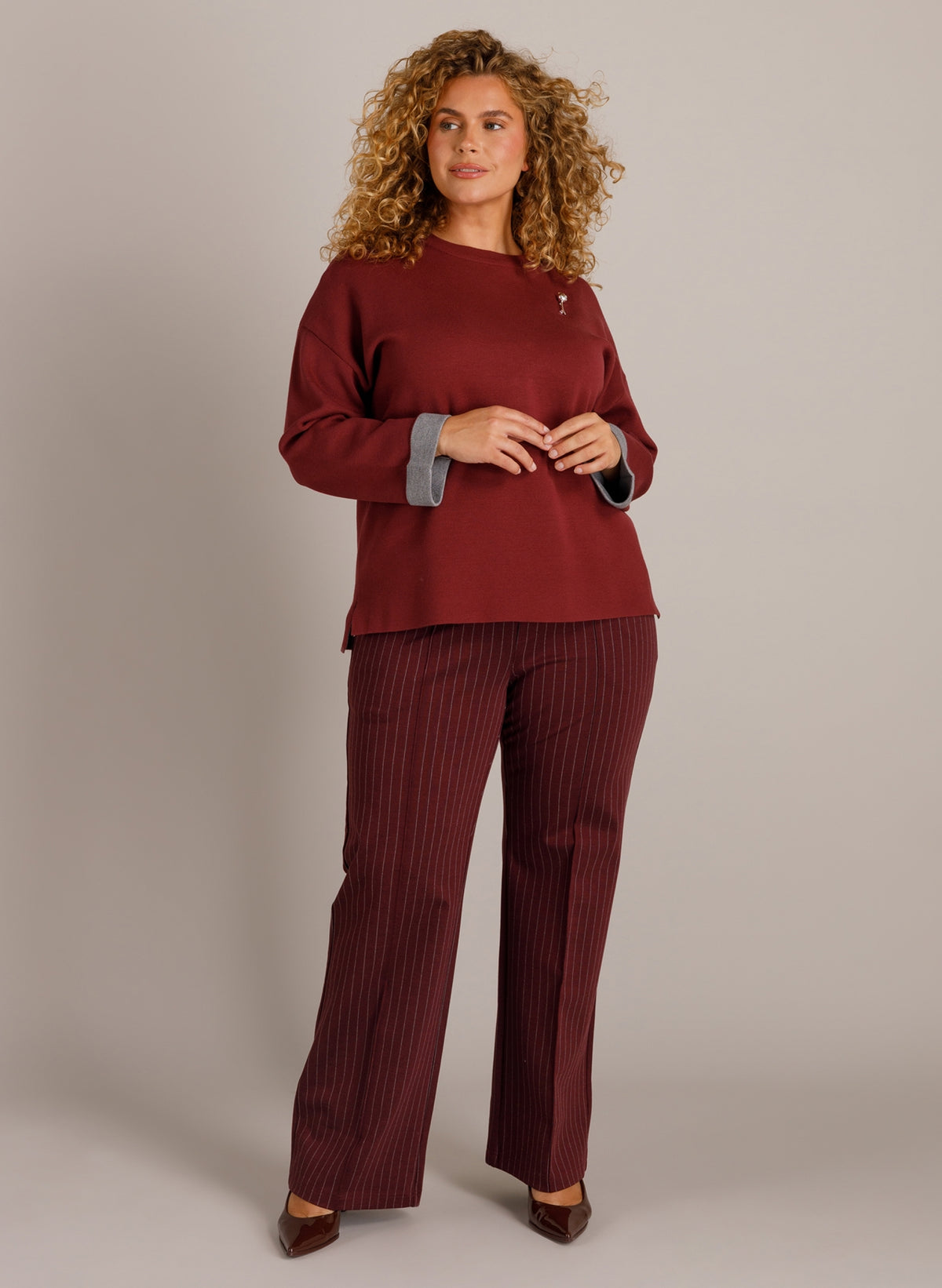 YCFreja | Wine Red
