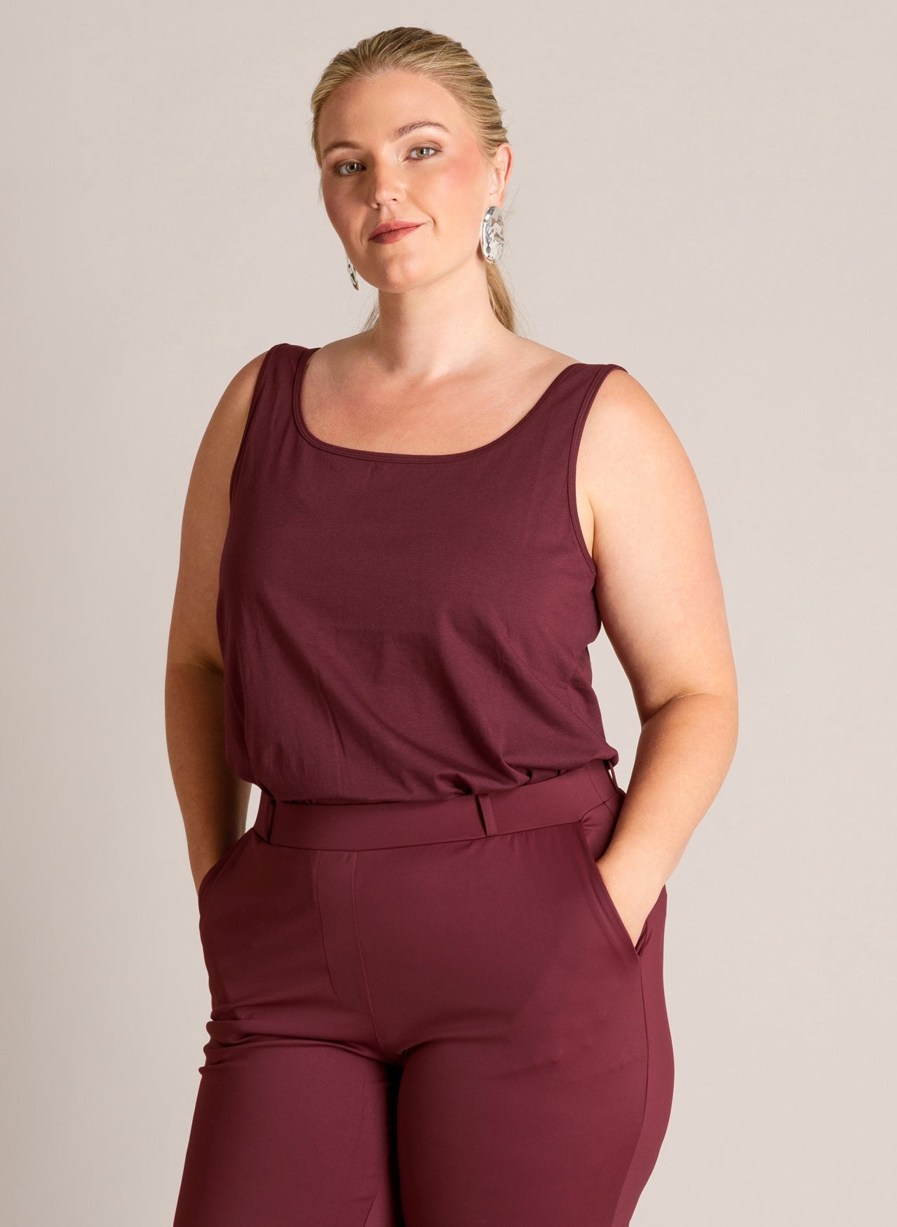 Albaya Essential | Wine Red