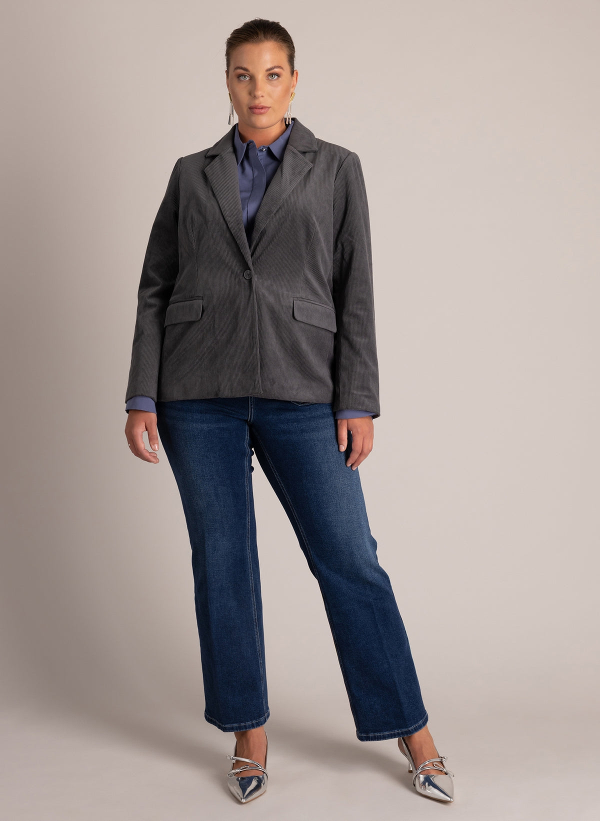 Vina | Warm Grey