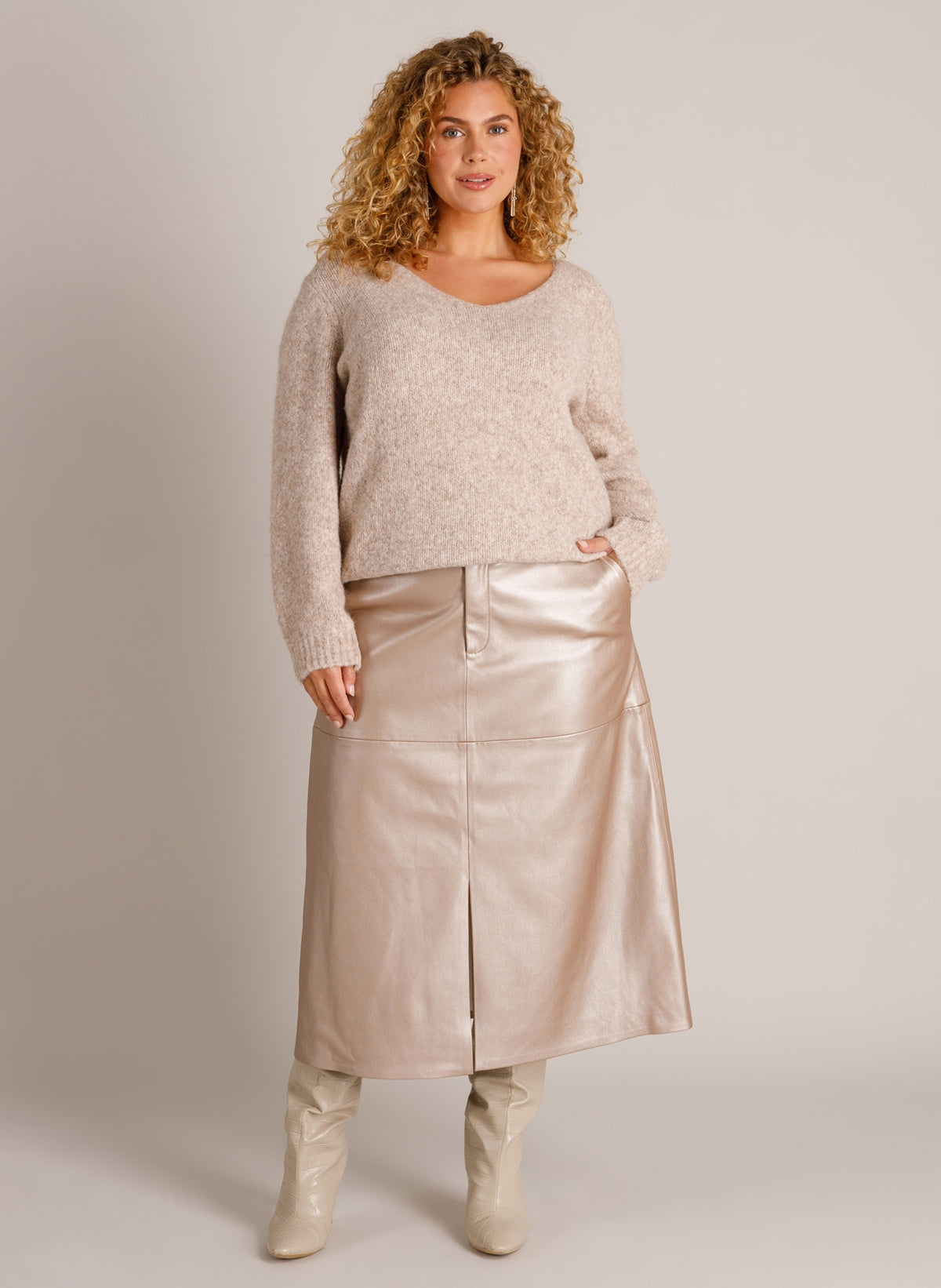 YCHadia Essential | Light Taupe