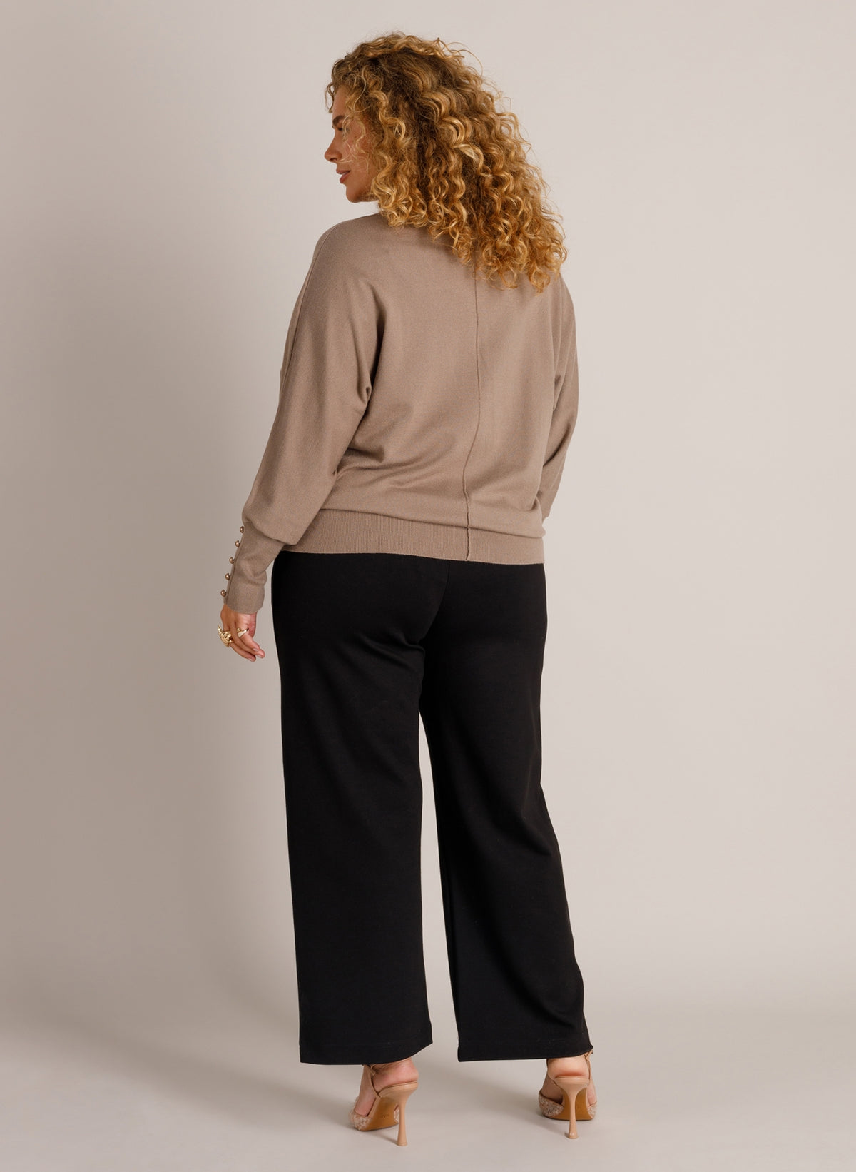 YCZola | Taupe Grey