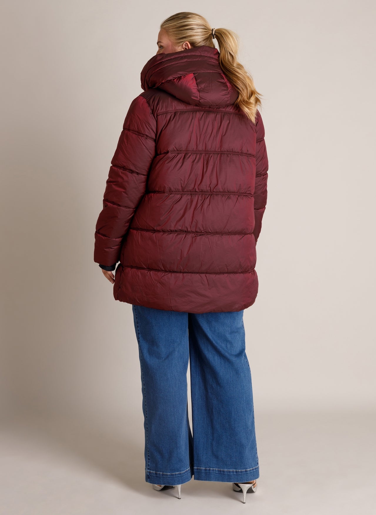Zuleika Essential | Wine Red