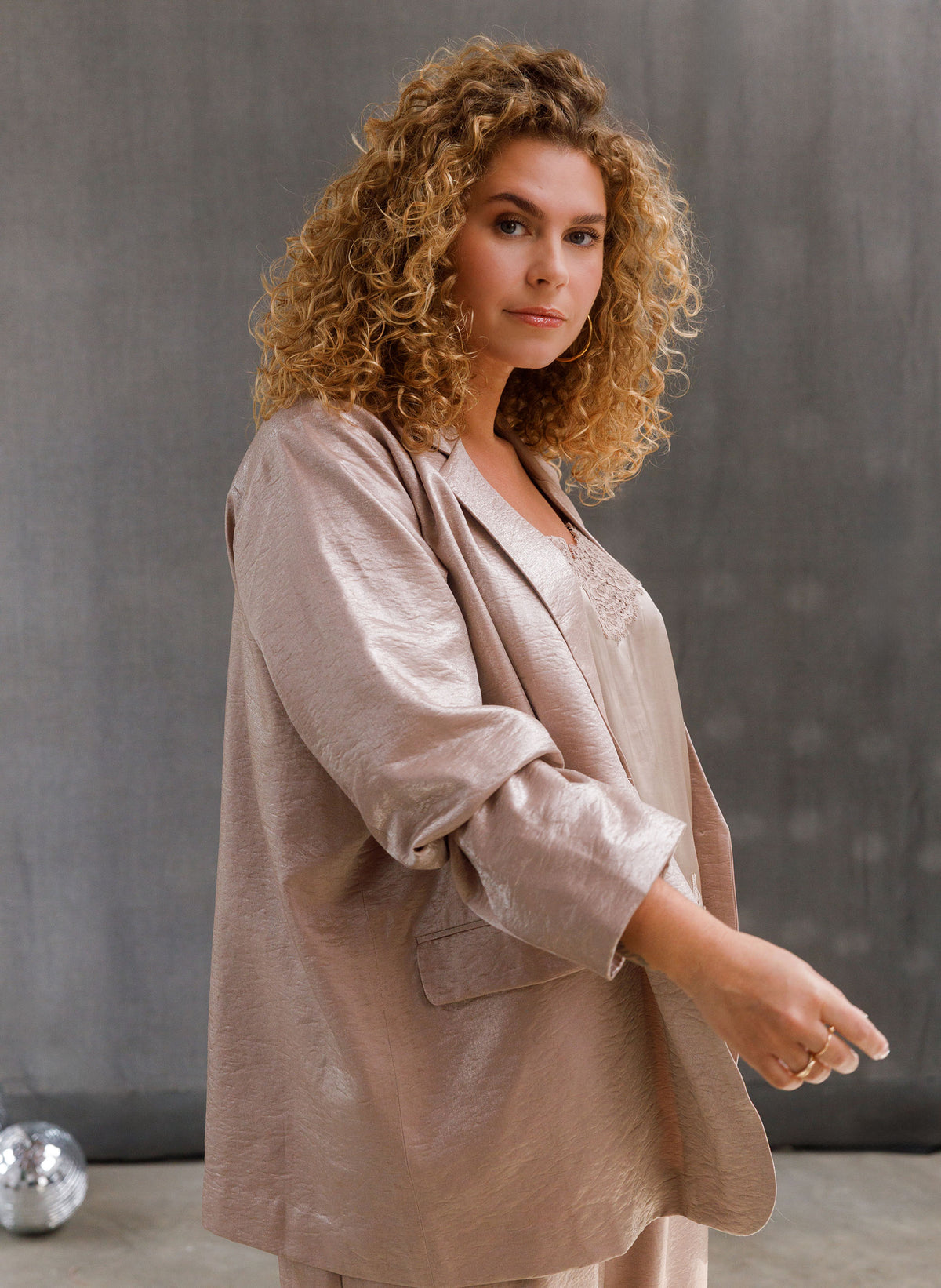 YCZamira | Light Taupe
