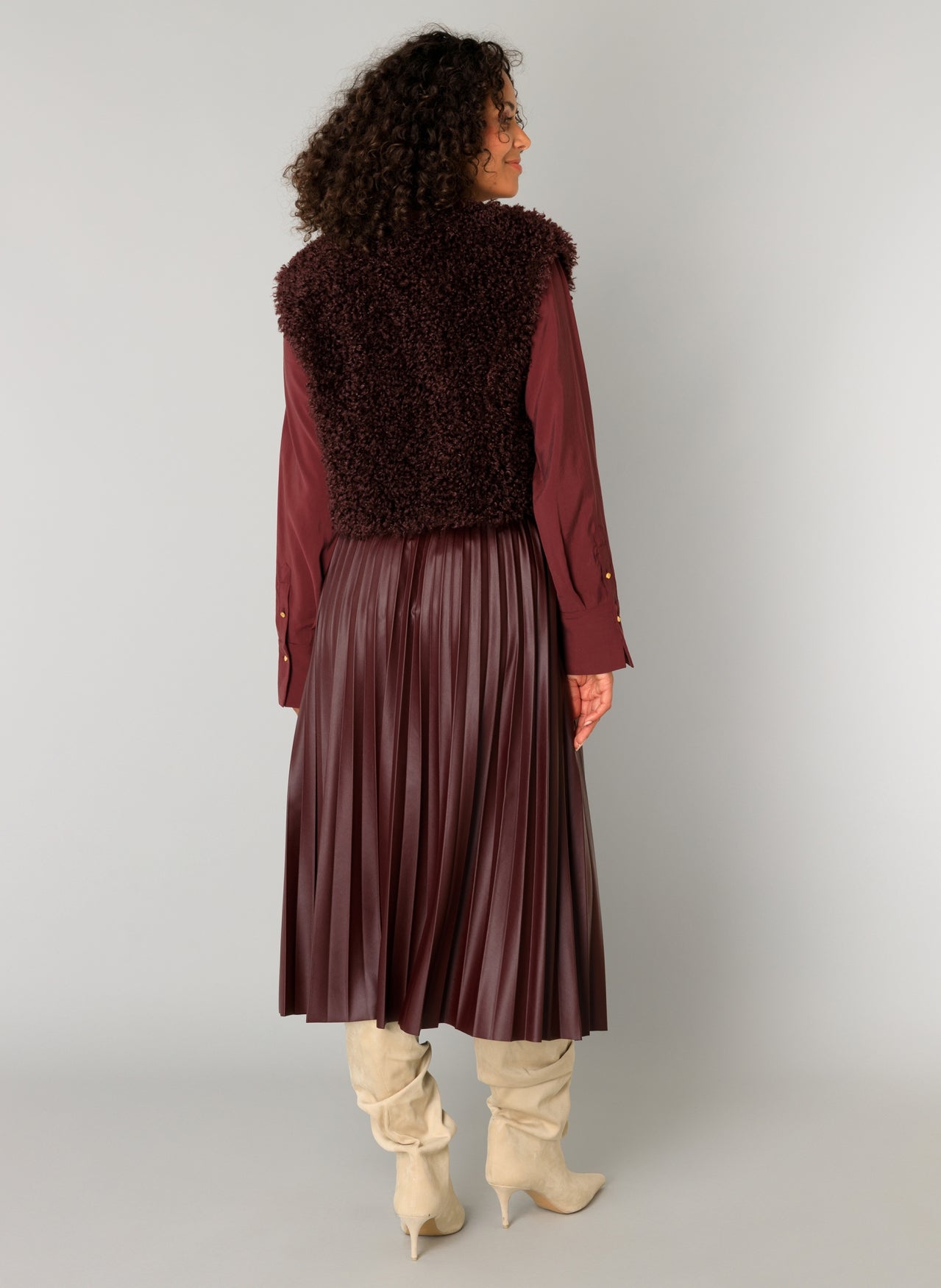 Caroline | Dark Bordeaux