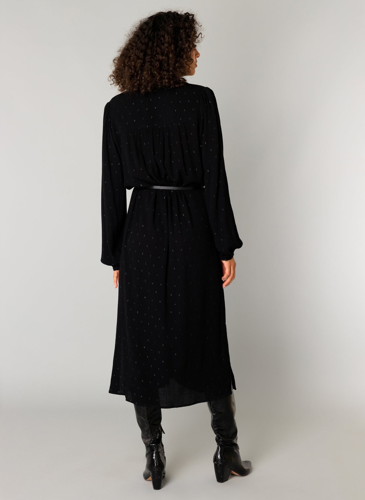 Cora | Black