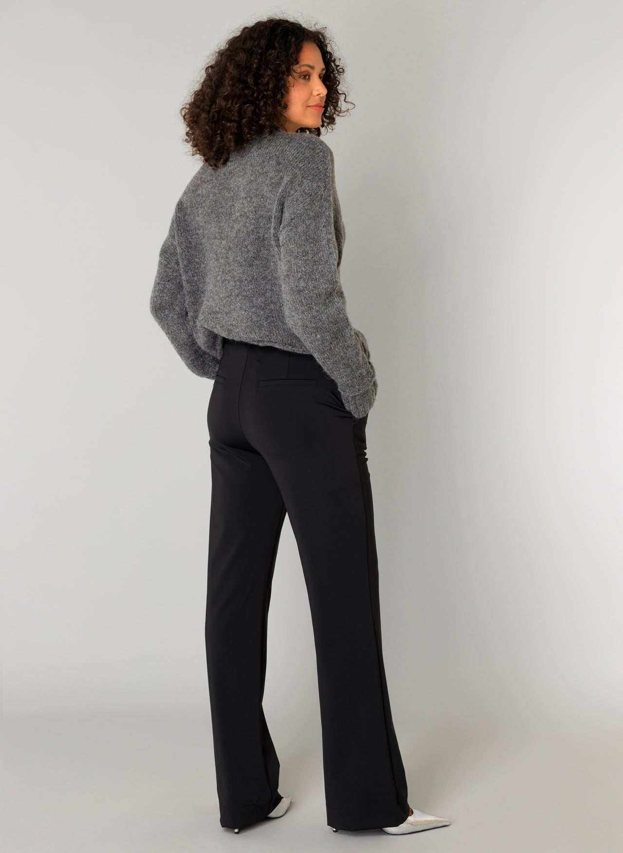 Celia | Black