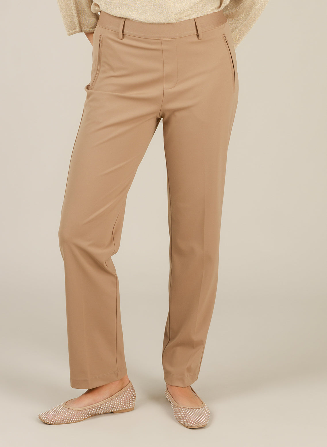 Cornelia Essential | Soft Brown