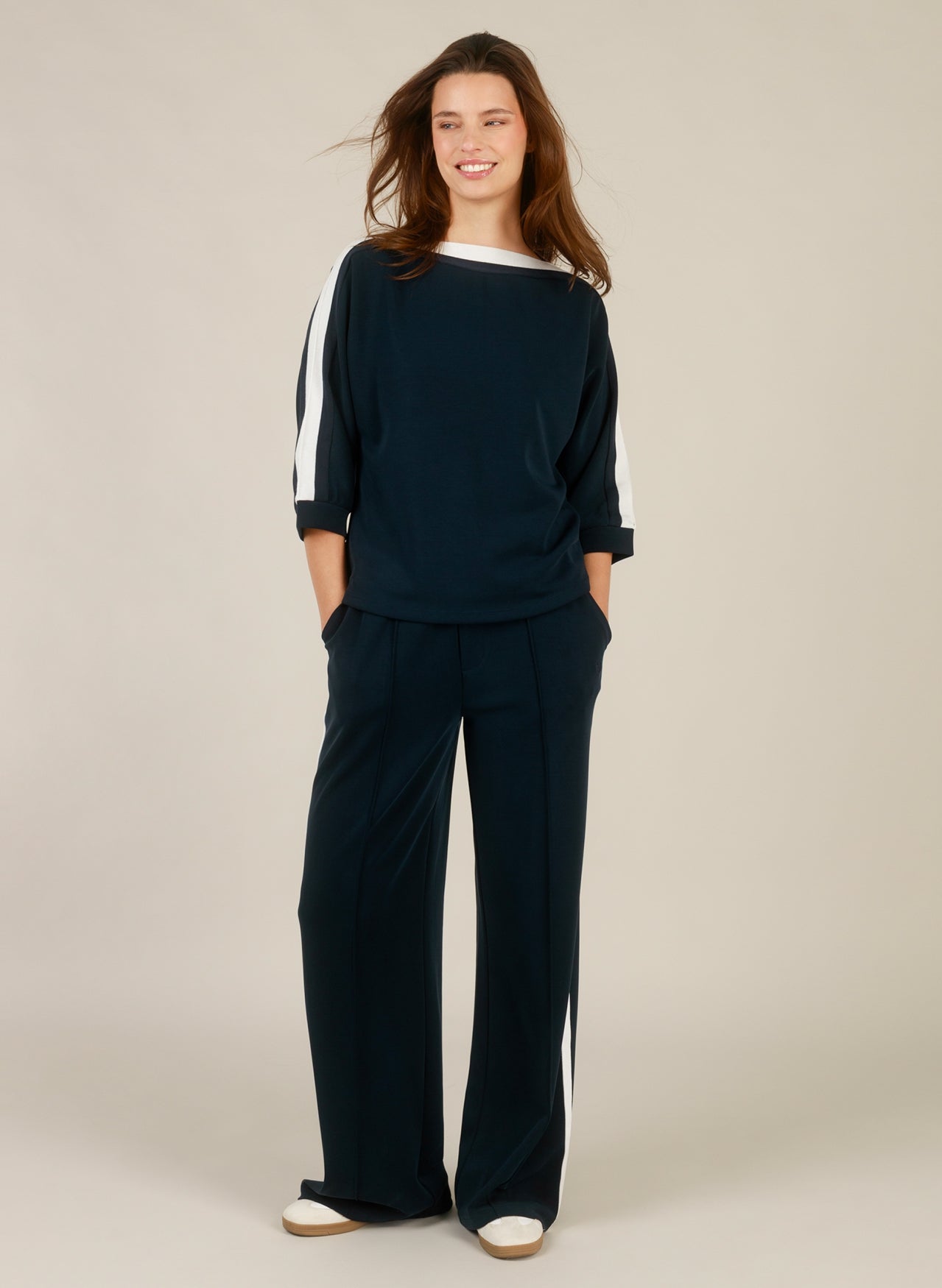 Ilma | Navy/Off White