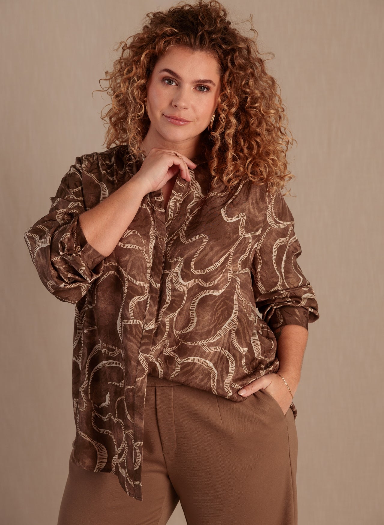 Suzanne | Grey Olive/Multicolo