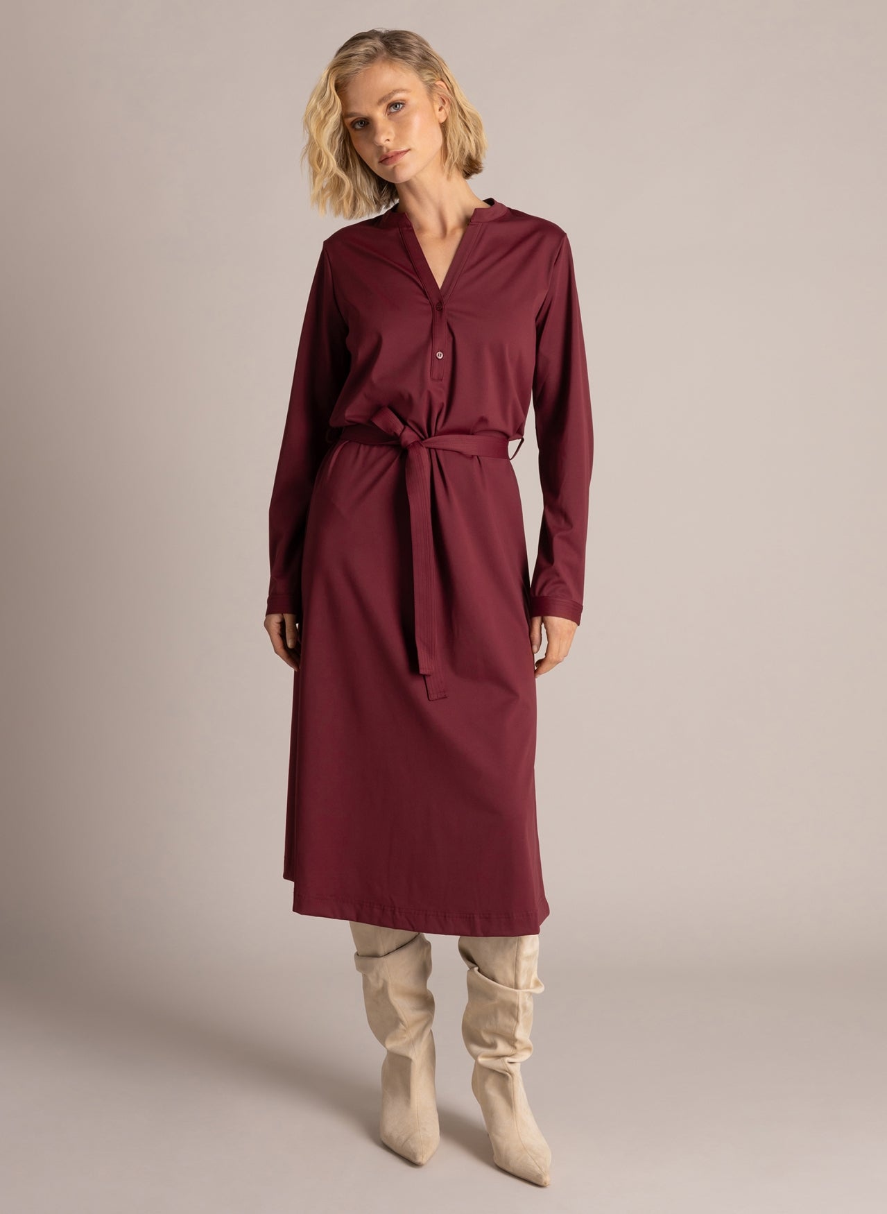 Svea | Wine Red