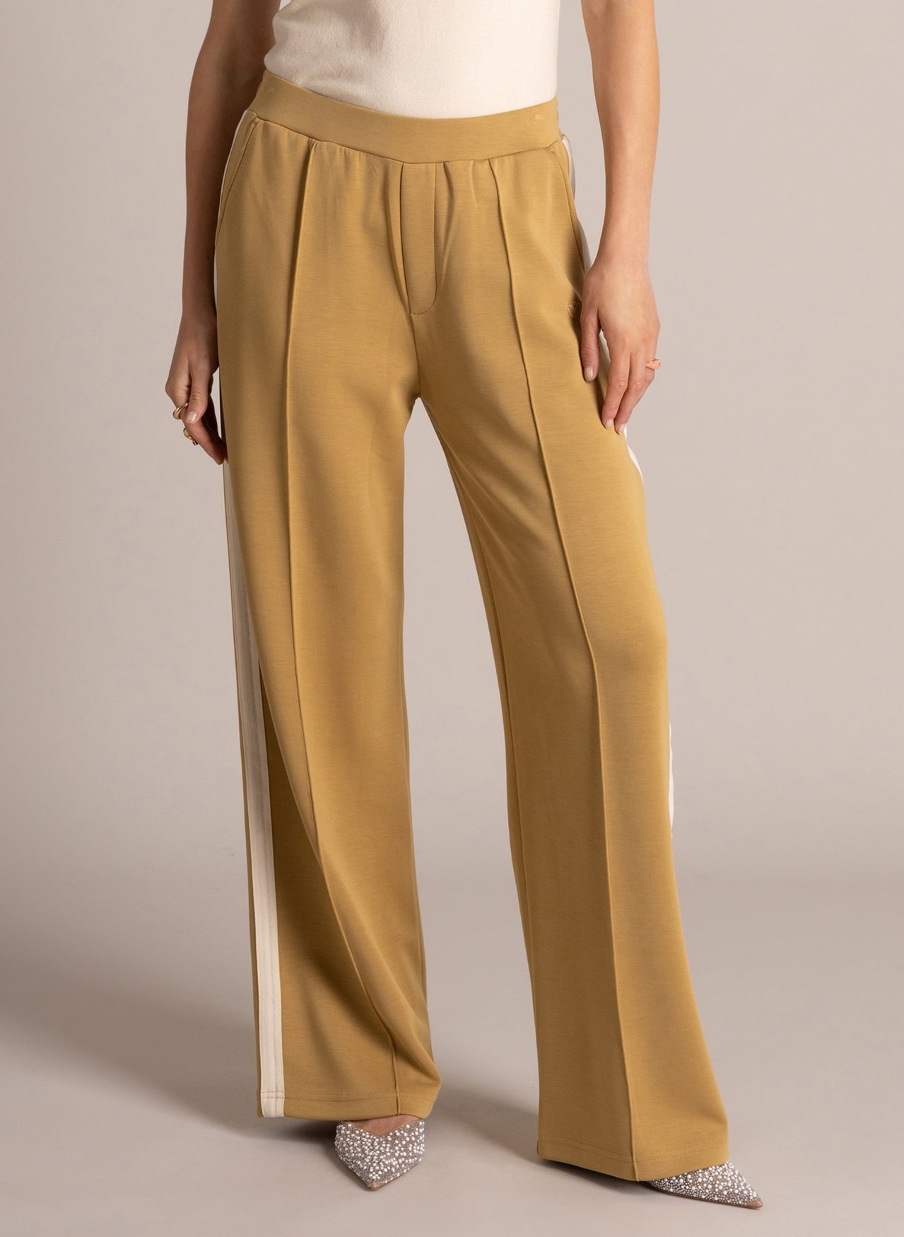 Ilma Essential | Bronze/Beige Cream