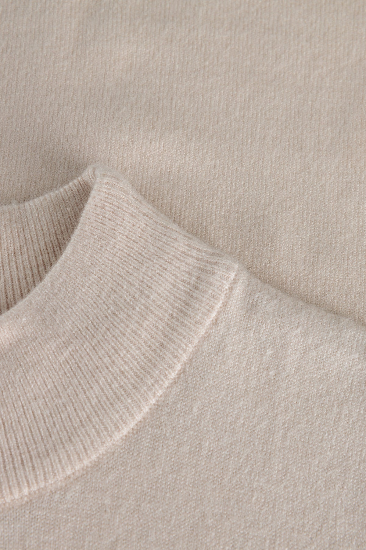 YYBobby Essential | Pastel Grey