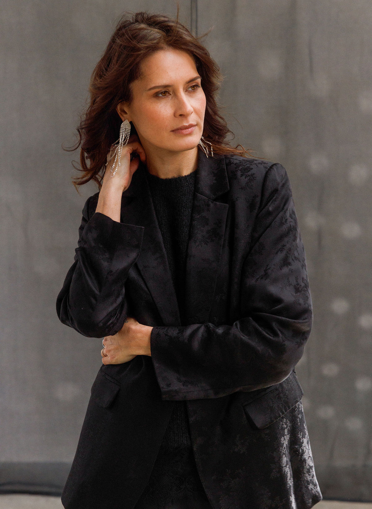 YYWalda | Black