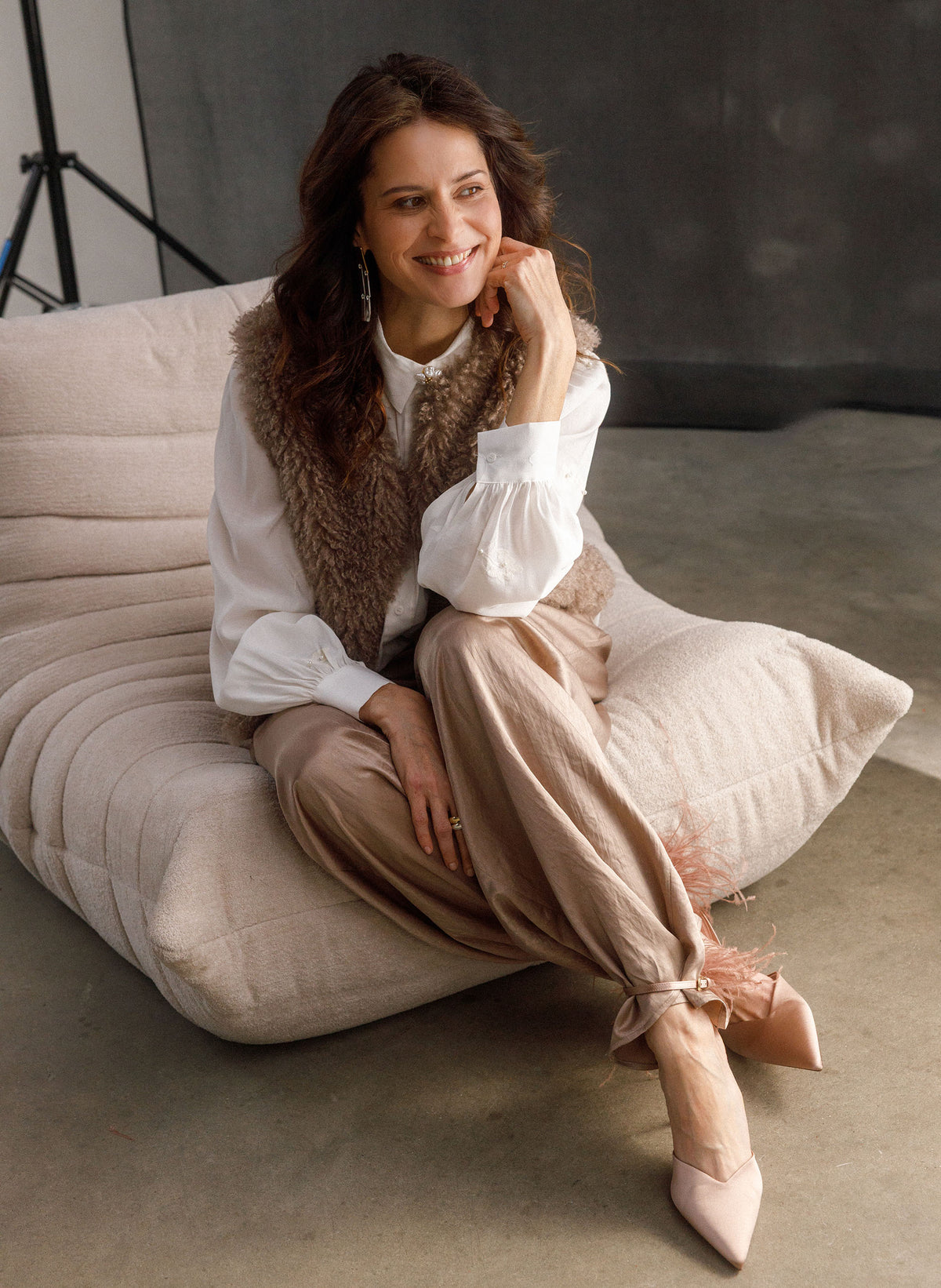 YYWilasia | Taupe Grey