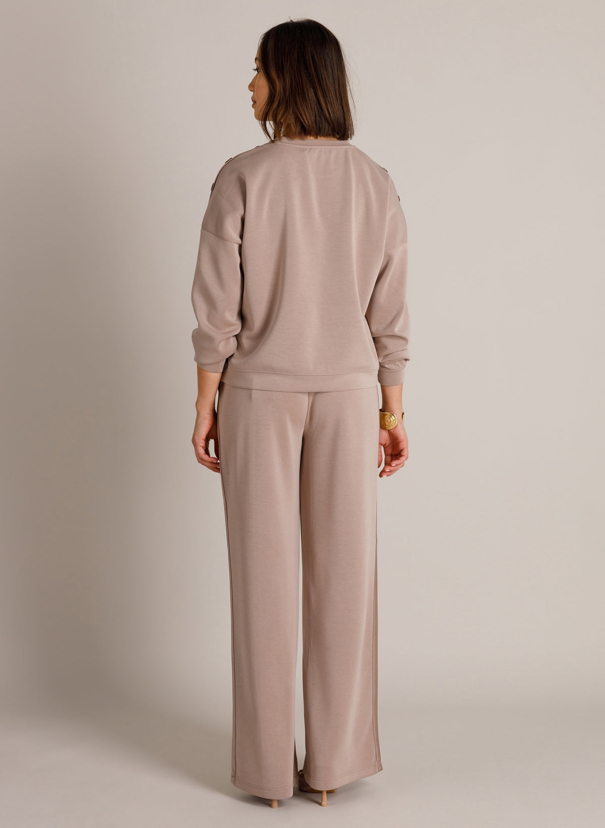 YYWynika | Taupe Grey