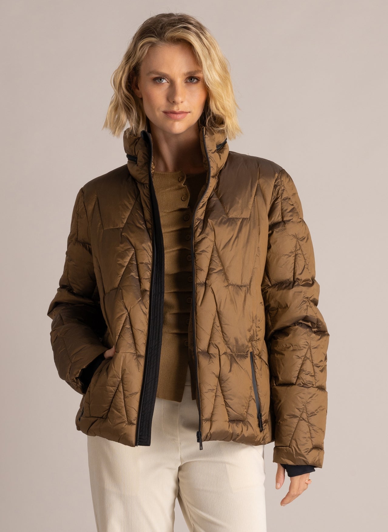 Zaira Essential | Bronze