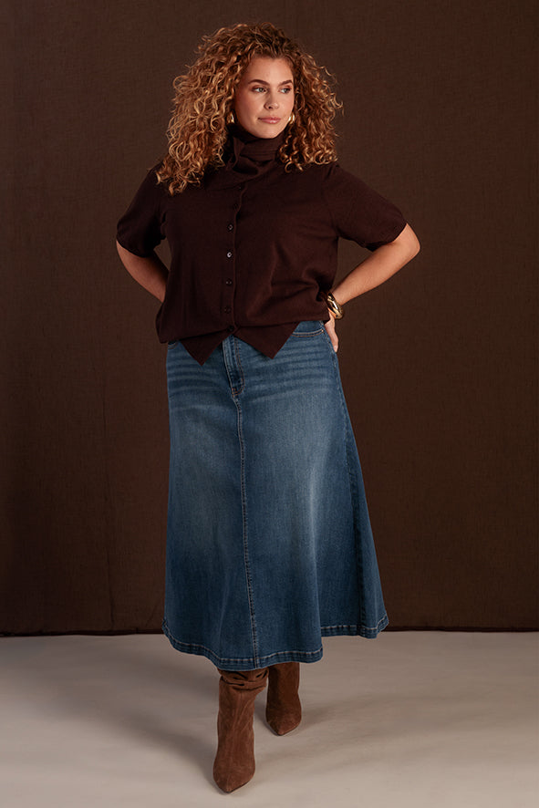 Her Tradition - Look 4